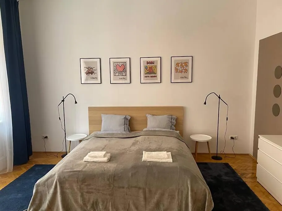 3 Bedroom Apartment By The Parliament Budapešť